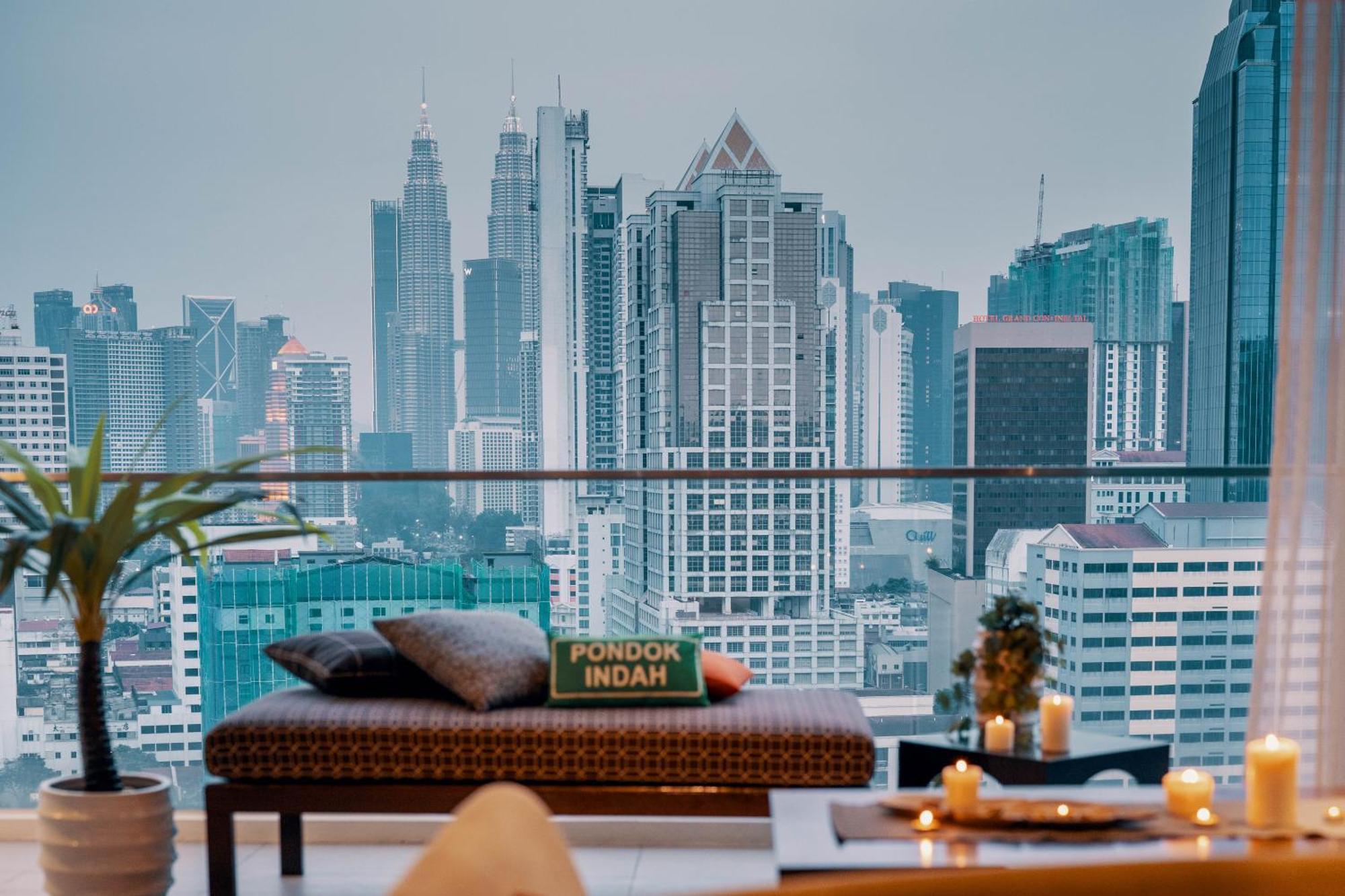 Naibnb In Regalia Residence Kuala Lumpur Luaran gambar